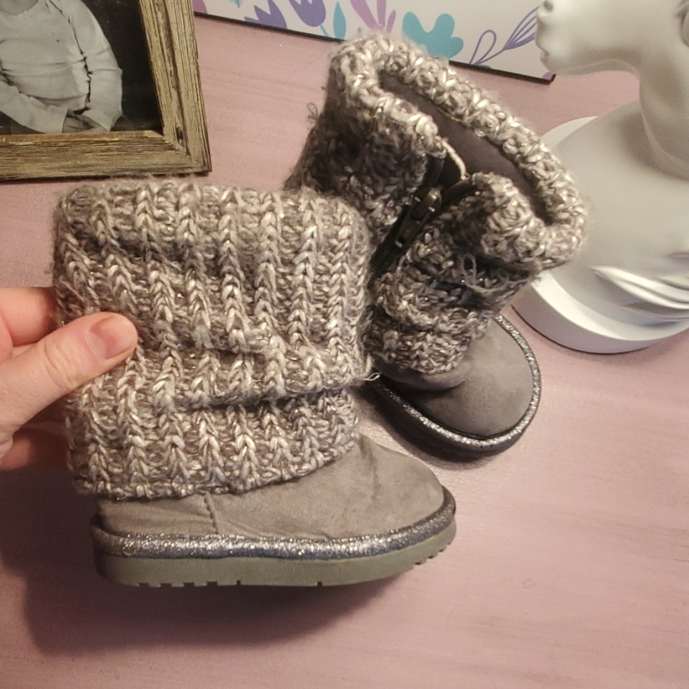 Baby girl boots